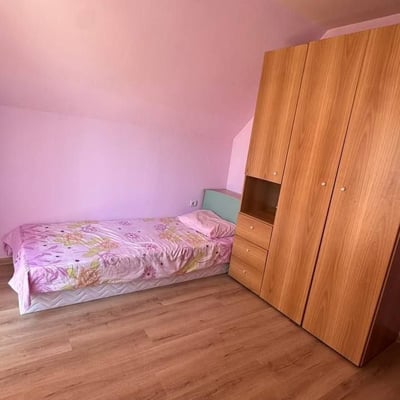 Vermietung eines gemütlichen und geräumigen Apartments, 120 m², Varna, Bulgarien